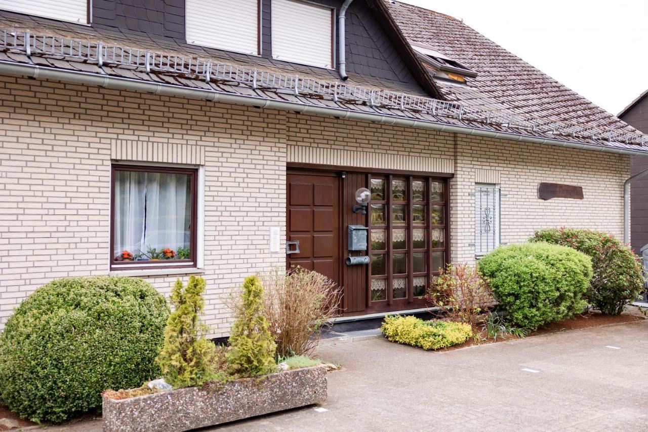 Ferienwohnung Mit Seeblick — Sport Und Erholung Winterberg Exterior foto
